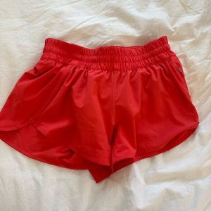 Lululemon Running Track That Lined Short, size 10, mid-rise